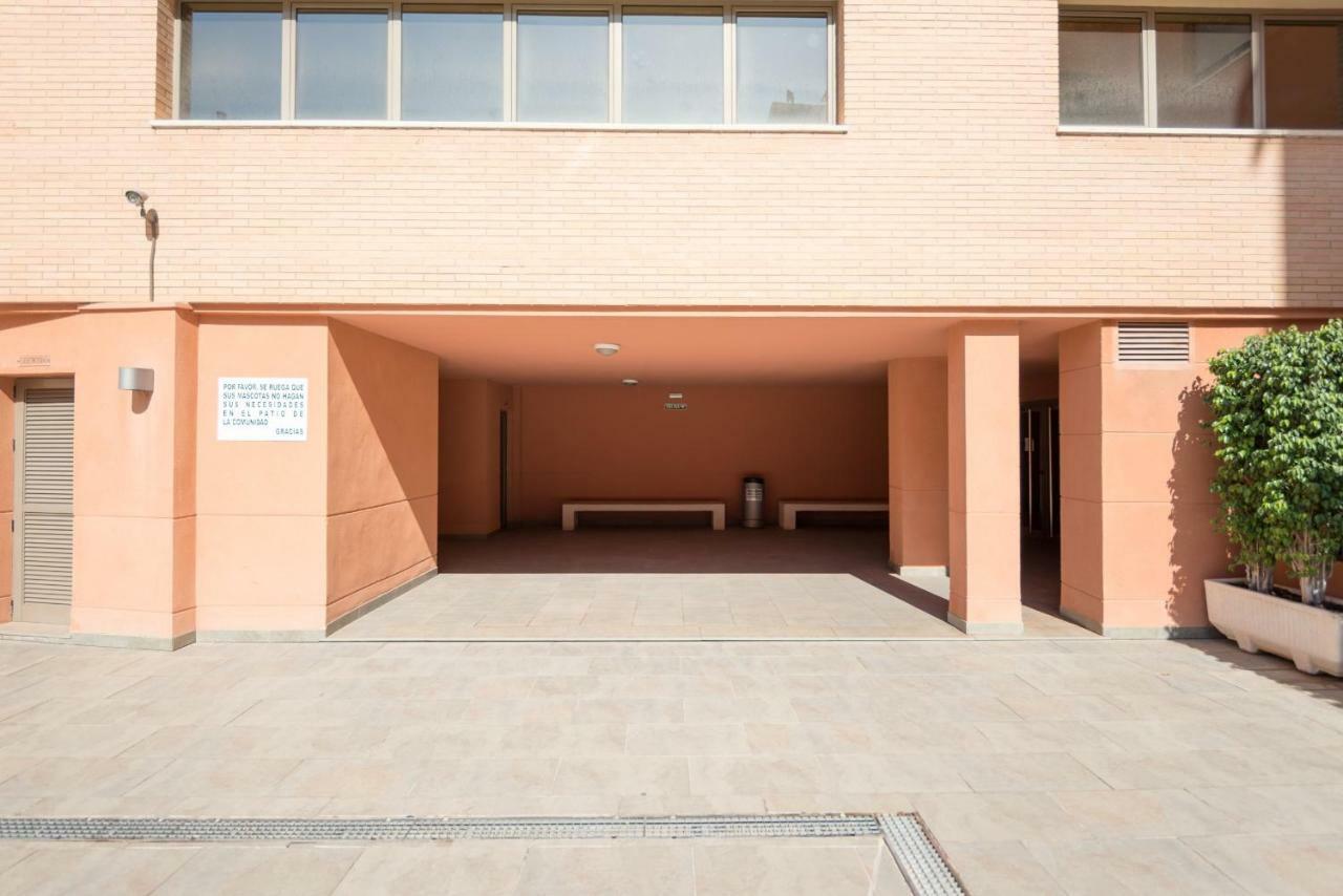 Lu&Cia City Centre Las Americas マラガ エクステリア 写真